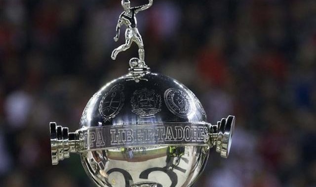 世俱杯买球-弗卢米嫩塞不给力 解放者杯半决赛没成巴西内战！